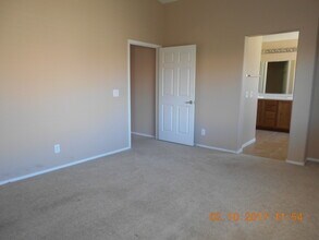 8978 Red Kansas Ct in Las Vegas, NV - Building Photo - Building Photo