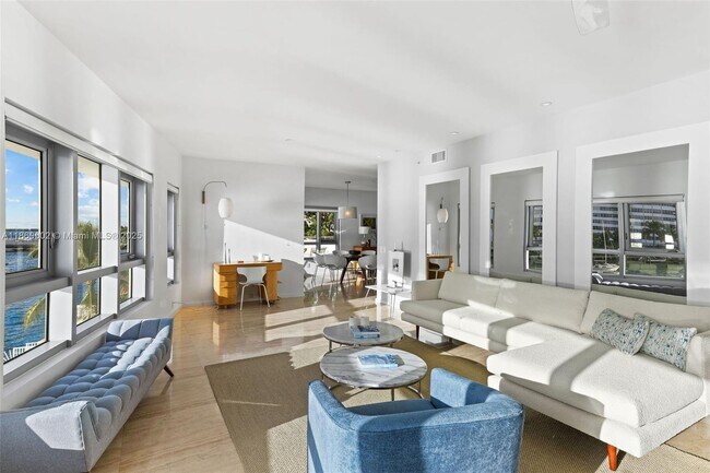 1491 Lincoln Terrace in Miami Beach, FL - Building Photo - Building Photo