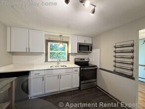 21 Jerome St in Medford, MA - Foto de edificio - Building Photo