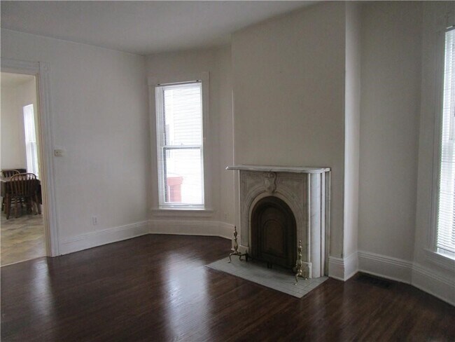 389 Meigs St in Rochester, NY - Building Photo - Building Photo