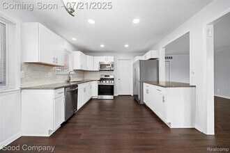 3826 Kent Rd in Royal Oak, MI - Building Photo - Building Photo