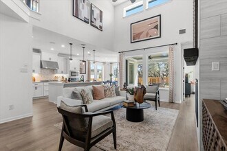 212 Barton Oak Trl in Andice, TX - Foto de edificio - Building Photo