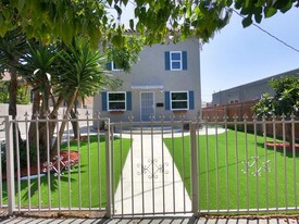 2708 Council St, Unit A in Los Angeles, CA - Building Photo