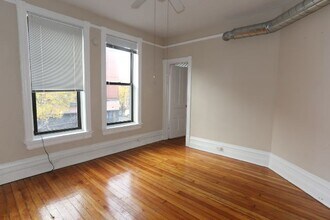 2271 N Lincoln Ave in Chicago, IL - Building Photo - Building Photo