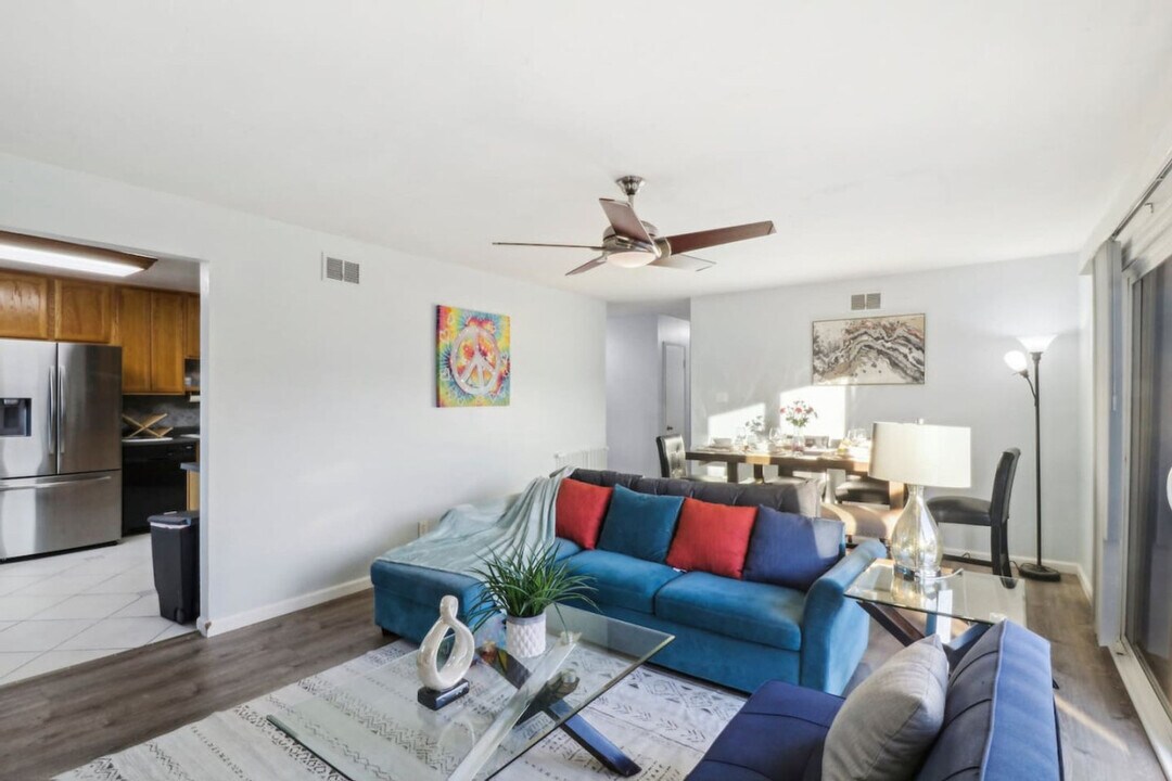 1319 E Lexington Ave in El Cajon, CA - Building Photo