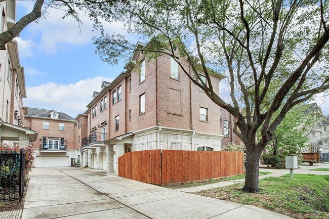 property at 1408 Birdsall St