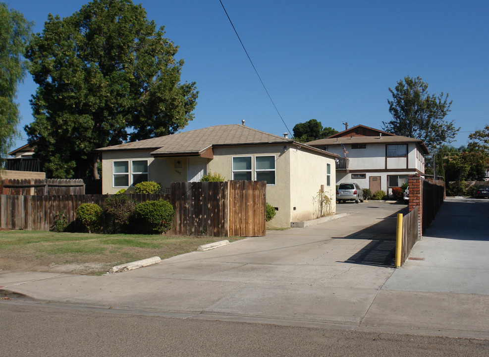 1069 Del Mar Ave in Chula Vista, CA - Building Photo