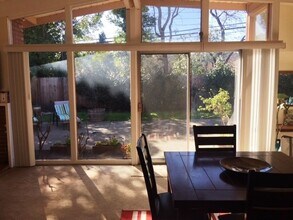 417 Hickory Ln in San Rafael, CA - Building Photo - Building Photo