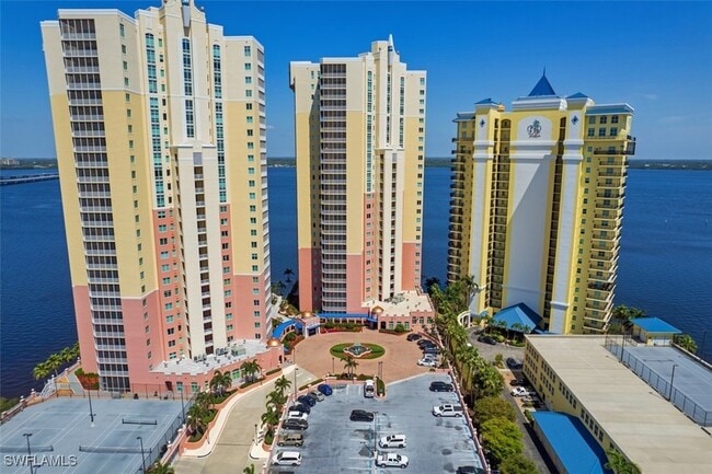 2745 First St, Unit 1705 in Ft. Myers, FL - Building Photo - Building Photo