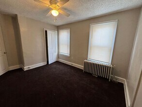 2106 W 4th St in Chester, PA - Building Photo - Building Photo