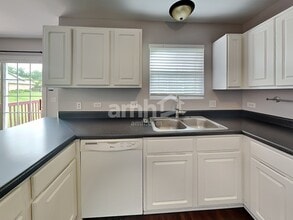 38333 Monarch Ct in Beach Park, IL - Building Photo - Building Photo