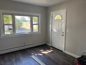 6 Monroe St in Keyport, NJ - Building Photo - Building Photo