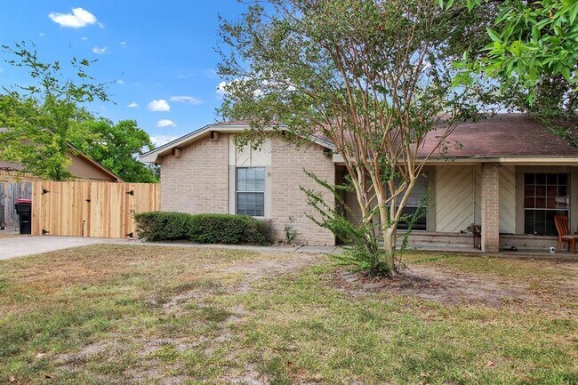 12630 Summer Mill Dr in Houston, TX - Building Photo - Building Photo