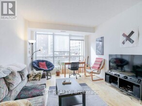 21 Grand Magazine St in Toronto, ON - Building Photo - Building Photo