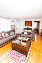 2901 Cherry St in Falls Church, VA - Foto de edificio - Building Photo