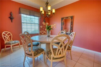 9371 Lake Abby Ln in Bonita Springs, FL - Foto de edificio - Building Photo