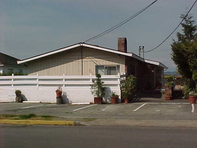 324 3rd Ave S in Edmonds, WA - Building Photo