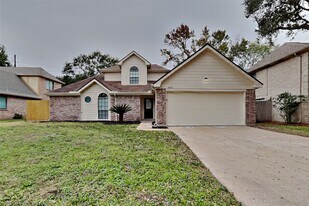 6818 White Tail Dr in Spring, TX - Building Photo