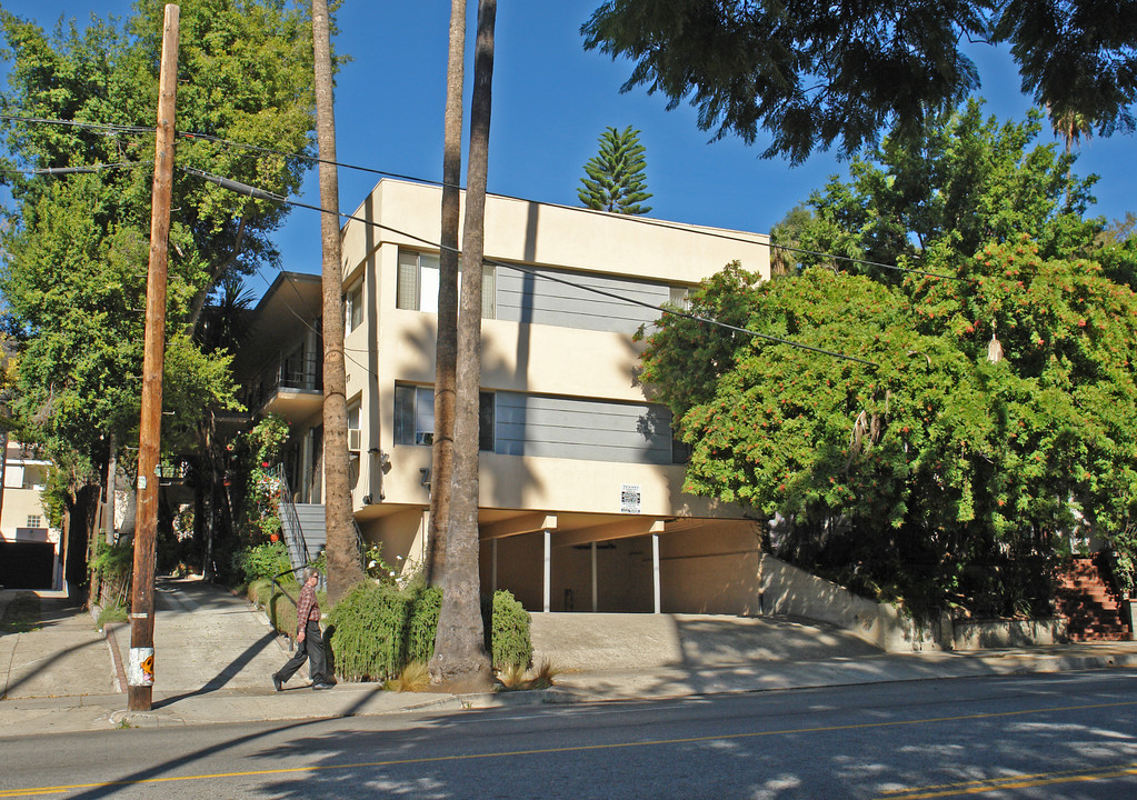 7459 Hollywood Blvd in Los Angeles, CA - Building Photo