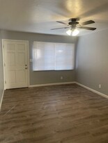 7726 University Ave in La Mesa, CA - Building Photo