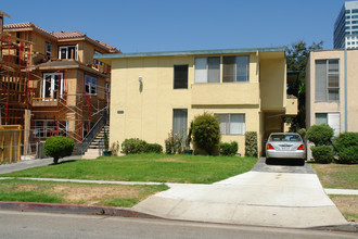 329 Milford St in Glendale, CA - Building Photo - Building Photo