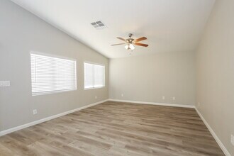 1417 Iris Kelly Ave in North Las Vegas, NV - Building Photo - Building Photo