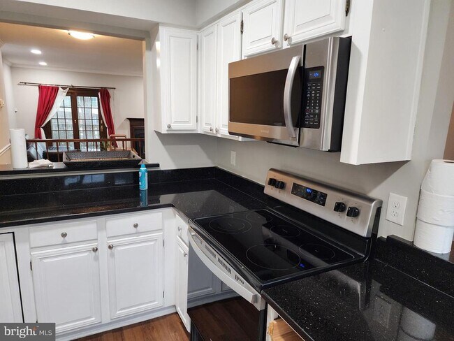 7710 Marshall Heights Ct in Falls Church, VA - Building Photo - Building Photo