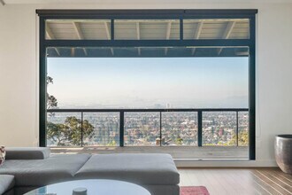 22 Gravatt Dr in Berkeley, CA - Building Photo - Building Photo