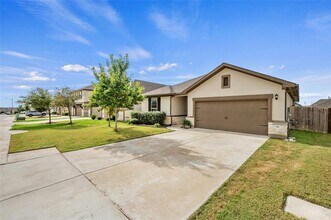 116 Birkshire Dr in Georgetown, TX - Building Photo - Building Photo