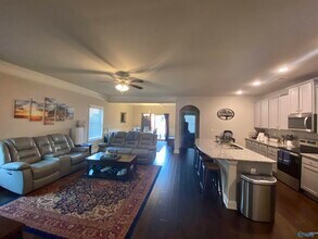 8346 Anslee Way NW in Huntsville, AL - Building Photo - Building Photo