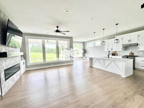 5009 148th Cir in Urbandale, IA - Building Photo - Building Photo