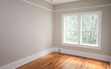 324 N Joanna Ave in Tavares, FL - Building Photo - Building Photo