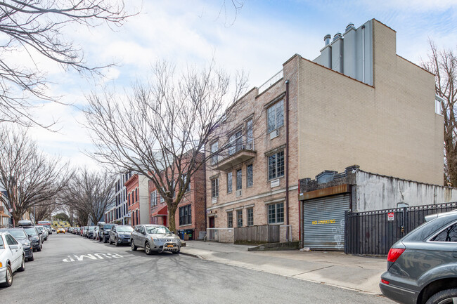 324 22nd St in Brooklyn, NY - Building Photo - Building Photo