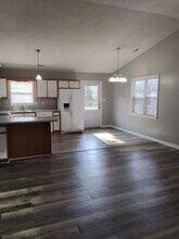 422 Holly St in Emerald Isle, NC - Building Photo - Building Photo