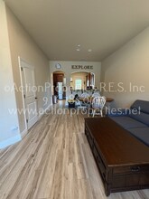7046 Orchard Cir in Penryn, CA - Building Photo - Building Photo