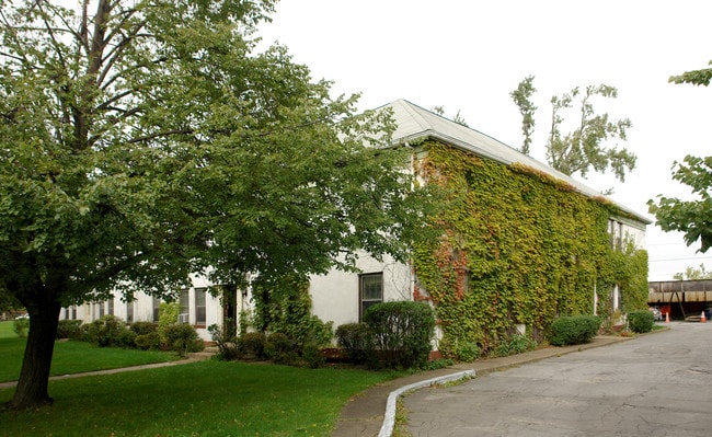 900 Amherst St in Buffalo, NY - Building Photo - Building Photo