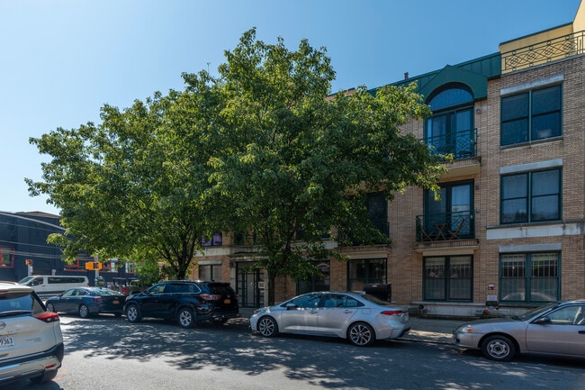 258 Richardson St in Brooklyn, NY - Foto de edificio - Building Photo
