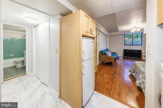 3315 Wisconsin Ave NW in Washington, DC - Building Photo - Building Photo