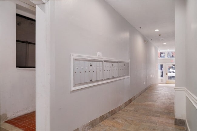 188 North St, Unit 64 in Boston, MA - Building Photo - Building Photo