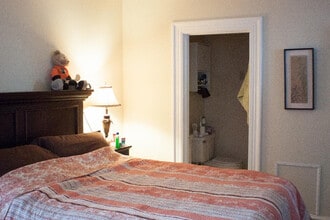 208 Summit Ave, Unit #2A in Fort Washington, PA - Building Photo - Building Photo