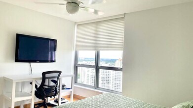 3500 Mystic Pointe Dr, Unit 3103 in Aventura, FL - Foto de edificio - Building Photo
