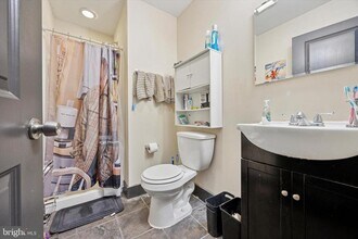 1707 Arlington St in Philadelphia, PA - Building Photo - Building Photo