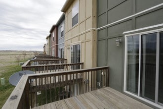 Rivertrail in Ogden, KS - Foto de edificio - Building Photo