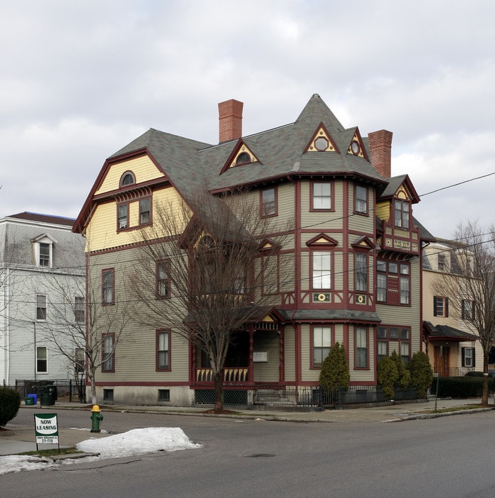 89 Parade St in Providence, RI - Building Photo