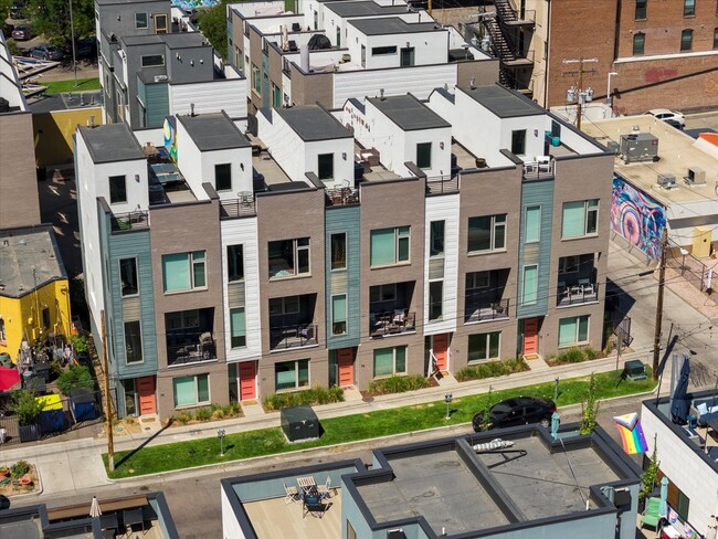 property at 73 W 10th Ave