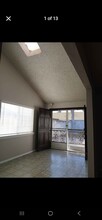 12864 Raintree Ct in Chino, CA - Foto de edificio - Building Photo