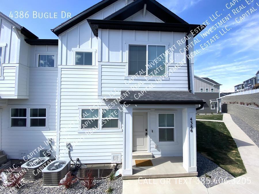 4386 Bugle Dr in Eagle Mountain, UT - Building Photo