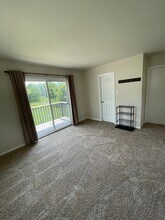 120 Karen St in Kingston, IL - Building Photo - Building Photo