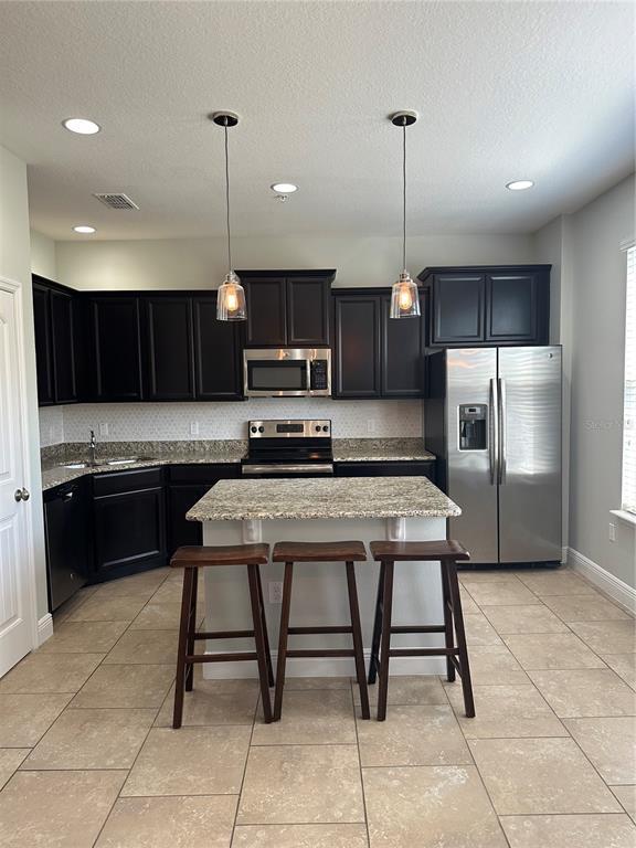 10041 Town Lake Dr