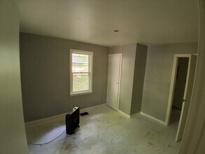 118 Summit Ave in Connersville, IN - Building Photo - Building Photo